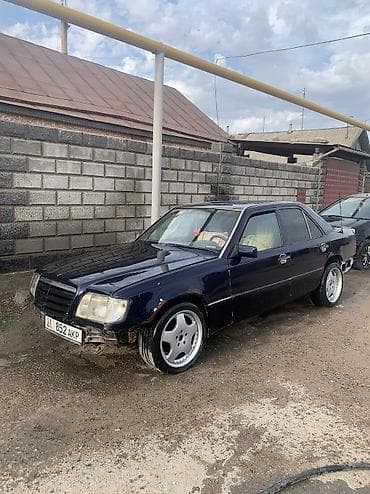 mazda 3 2007: Mercedes-Benz E-Class: 1994 г., 3.2 л, Автомат, Бензин, Седан — 1