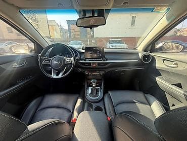 bew e34: Kia K3: 2019 г., 1.6 л, Вариатор, Бензин, Седан — 9