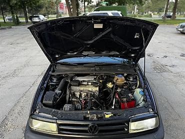 мотор авто: Volkswagen Vento: 1992 г., 2 л, Механика, Бензин, Седан — 10