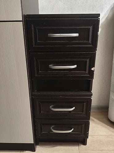 Жумшак эмерек комплекттери: Уктоочу бөлмө гарнитуру, Колдонулган, Шкаф, Комод, ДСП, Өзү алып кетүү, Акылуу жеткирүү, түсү - Күрөң — 6