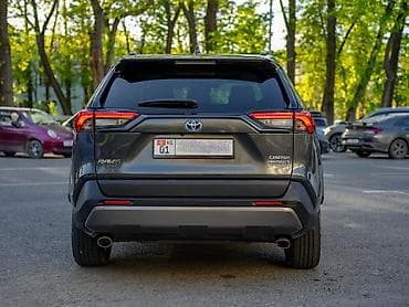 Toyota RAV4: 2019 г., 2.5 л, Автомат, Гибрид, Кроссовер — 4