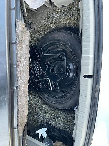 тойота приус с: Toyota Prius: 2012 г., 1.8 л, Вариатор, Гибрид, Хэтчбэк — 8