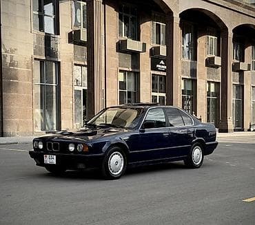 Унаа: BMW 5 series: 1990 г., 2 л, Кол менен иштөөчү, Бензин, Седан — 4