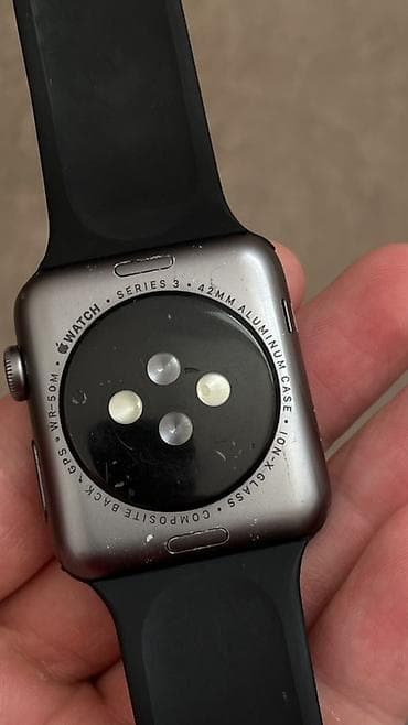 apple watch 11: Продаю Apple Watch 3 серия 42 ММ На экране есть пятно но работает без — 5