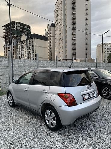 машина ист: Toyota Ist: 2003 г., 1.5 л, Автомат, Бензин, Хэтчбэк — 9