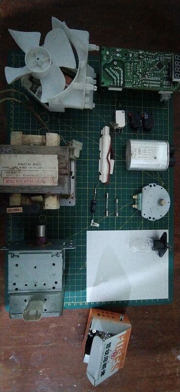 автомобильная микроволновка: Запчасти на микроволновку В наличии есть новые и б/у запчасти. Также — 1