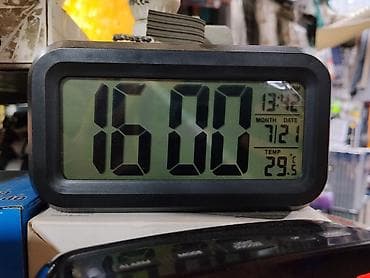 Часы для дома: Электронные настольные часы с большим LCD‑дисплеем - Крупные цифры — 1