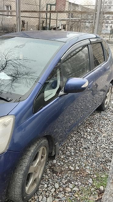облицовка фит: Honda Fit: 2009 г., Хэтчбэк — 2