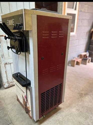 Бизнес үчүн жабдуулар: Аппарат для производства мягкого мороженого BARSAN ICE CREAM. Имеет — 4