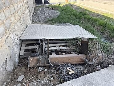 Гидравлический подъемный трап/платформа для погрузки Описание: -