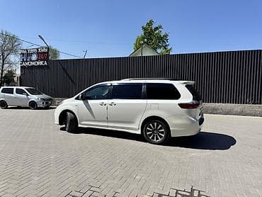 h 100: Toyota Sienna: 2018 г., 3.5 л, Автомат, Бензин, Минивэн — 4