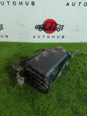 harrier 2003: Бачок Toyota — 1