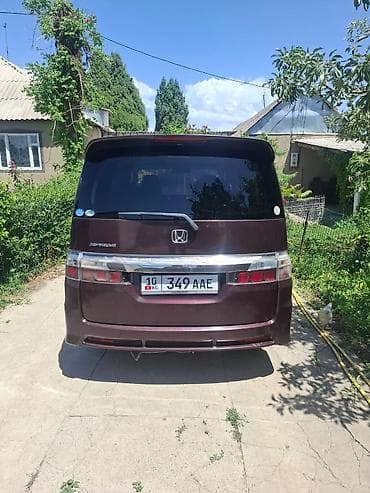 byd e7: Honda Stepwgn: 2009 г., 2 л, Автомат, Газ, Минивэн — 4