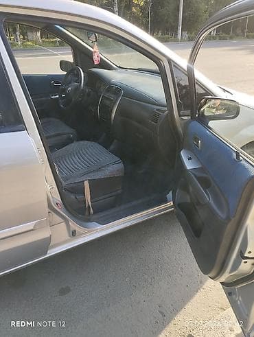 Транспорт: Mazda PREMACY: 2004 г., 1.8 л, Механика, Газ, Минивэн — 9