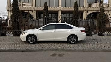 rf 2: Toyota Camry: 2016 г., 2.5 л, Гибрид, Седан — 2