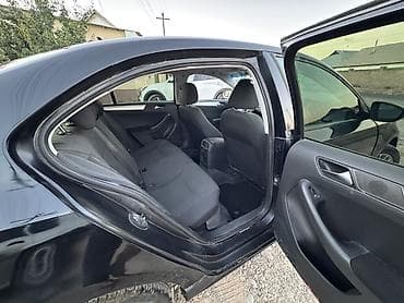 Унаа: Volkswagen Jetta: 2012 г., 1.6 л, Автомат, Бензин, Седан — 8