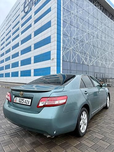 mazda 121: Toyota Camry: 2011 г., 2.5 л, Автомат, Бензин, Седан — 4