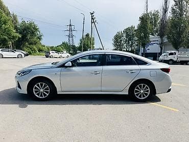 мини тракто: Hyundai Sonata: 2019 г., 2 л, Автомат, Газ, Седан — 3