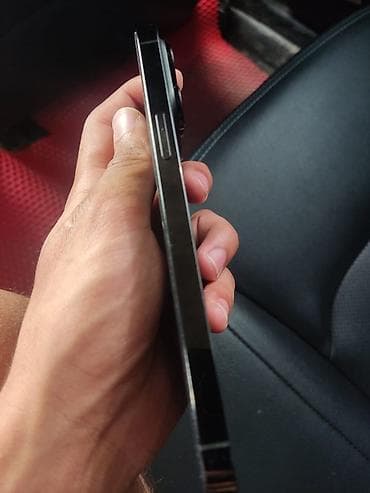 act: Apple iPhone 14 Pro, цвет Space Black - Дисплей 6.1" Super Retina XDR — 6
