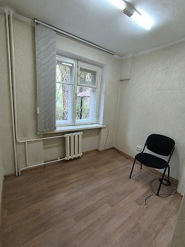Недвижимость: Продажа офисов 43 м², Без мебели, Многоэтажное здание, 1 этаж — 4
