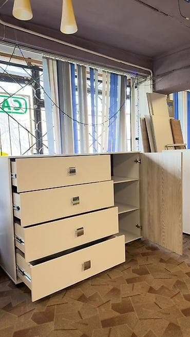 шкаф 3 дверный с зеркалом: Комод для одежды, Новый, Без зеркала, ЛДСП, цвет - Белый, Бесплатная доставка — 3