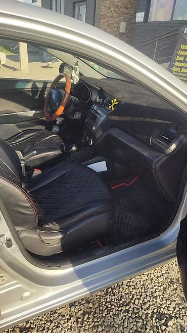 прсеп машина: Kia Rio: 2016 г., 1.6 л, Автомат, Бензин, Седан — 7