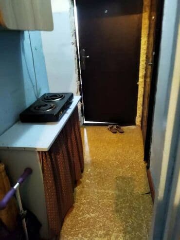 1 комнатная квартира в центре: 1 комната, 15 м², Общежитие, 4 этаж, Старый ремонт — 3