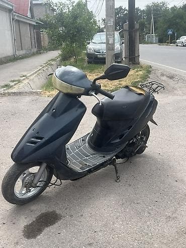мопеды 50 куб: Тип скутера Honda, 50 куб. см, Бензин — 2