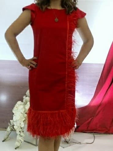 платье с пайетками большого размера: Турецкая платье с перьями, 44-46 размер, в идеальном состоянии — 1