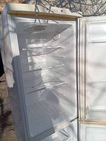 power: Холодильник Samsung, Б/у, Двухкамерный — 4