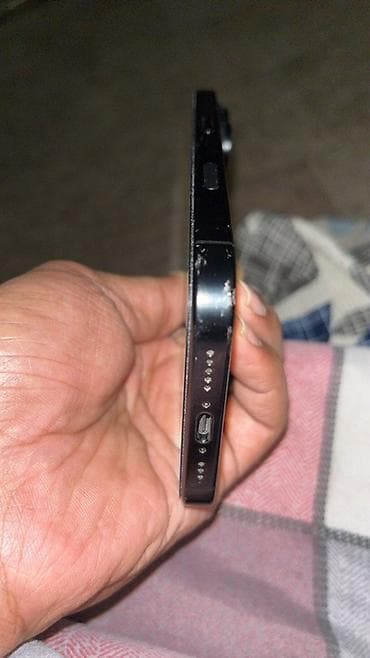 IPhone 16pro 128gb Battery 91%Смартфон с плоскими гранями и корпусом в at lalafo.kg IPhone 16pro 128gb Battery 91%Смартфон с плоскими гранями и корпусом в