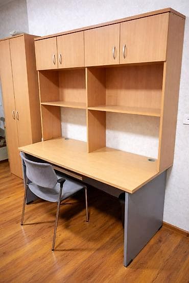 Бычуучу столдор: Жазуу үстөл, Колдонулган lalafo.kg да — 1 Бычуучу столдор: Жазуу үстөл, Колдонулган — 1