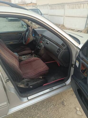 диск на sprinter: Mercedes-Benz E-Class: 2000 г., 3.2 л, Автомат, Газ, Универсал — 6