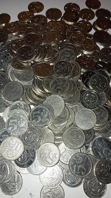 банк приколов: Меняю монеты номиналом 5 сом, на монеты по 10 сом,в сумме 1400 сом — 2