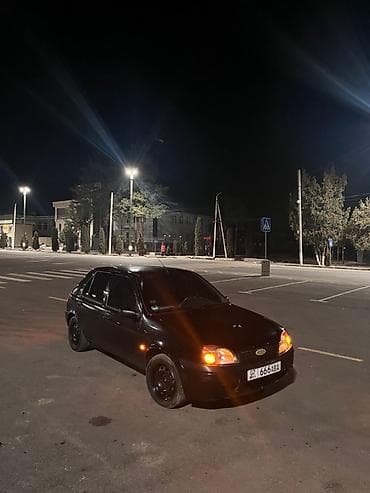 Ford Fiesta: 2001 г., Механика, Хэтчбэк