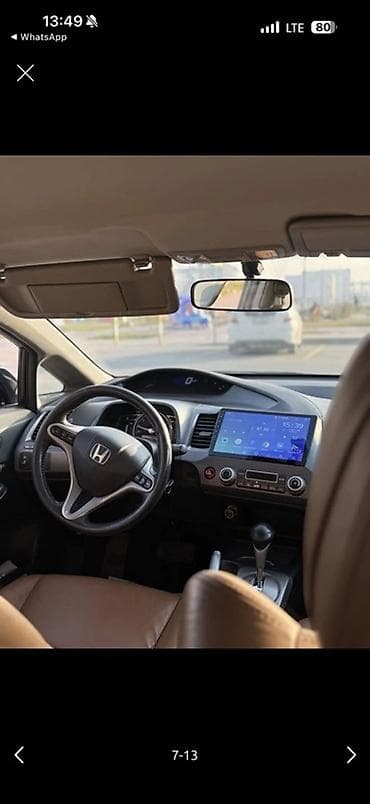 Honda Civic: 2010 г., 1.3 л, Автомат, Бензин, Седан — 4