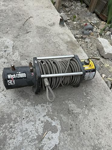 буксировочный трос: Лебёдка электрическая 12V, тяговое усилие 12000 lb (≈ 5,4 т) — 6
