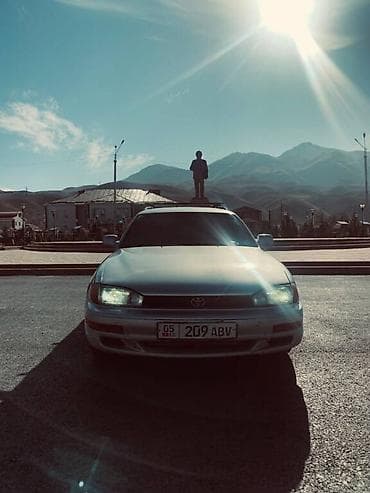 Toyota Camry: 1993 г., 2.2 л, Механика, Газ, Универсал at lalafo.kg Toyota Camry: 1993 г., 2.2 л, Механика, Газ, Универсал