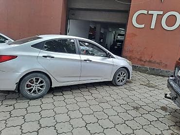купить хёндай акцент: Hyundai Accent: 2015 г., 1.6 л, Автомат, Бензин, Седан — 6