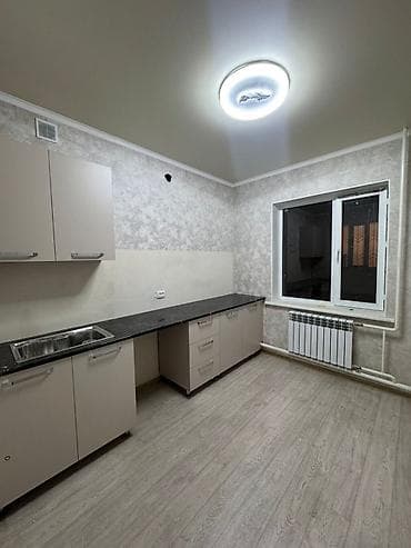 Долгосрочная аренда домов: 280 м², 6 комнат — 1