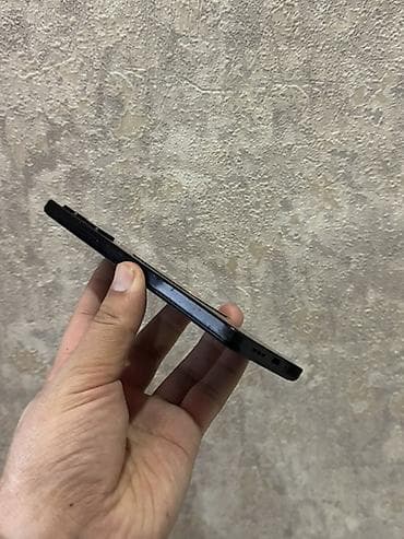 ТВ и видео: Redmi, Redmi 13C, Б/у, 256 ГБ, цвет - Черный, 2 SIM — 4