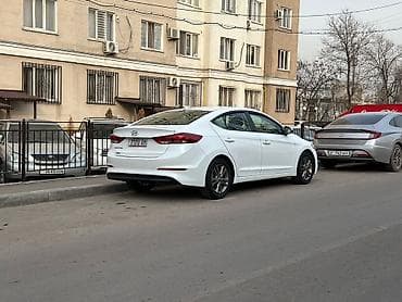 Продажа авто: Hyundai Elantra: 2018 г., 2 л, Автомат, Бензин, Седан — 3