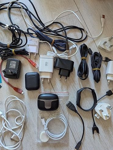 apple earpods lightning: Проводные гарнитуры, Apple, Б/у, цвет - Белый — 3