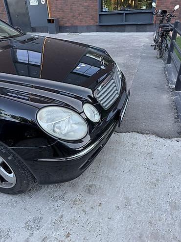 е 200: Mercedes-Benz, Б/у, Оригинал — 2