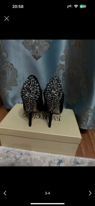 Спецодежда: 1. Туфли Надеты 1 раз на мероприятие. высота каблука 8 см. Бренд — 8