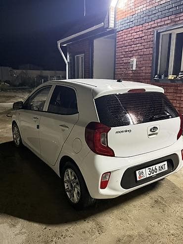 авто 200000 сом: Kia Morning: 2019 г., 1 л, Автомат, Бензин, Хэтчбэк — 5