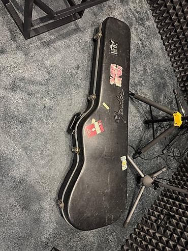 гитаа: Бас‑гитара Epiphone Toby 5‑струнная с кейсом - Корпус: черный — 4