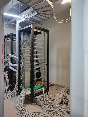 Курулуш адистиктери: Электрик. 6 жылдан ашык тажрыйба — 10