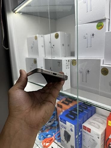 аифоны: IPhone 15 Pro, 256 ГБ, White Titanium, 100 % — 3