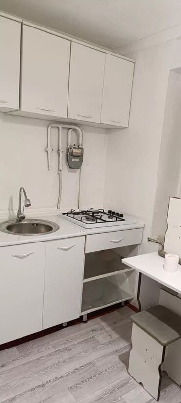 Кыймылсыз мүлк: 2 бөлмө, Кыймылсыз мүлк агенттиги, Чогуу жашоосу жок, Толугу менен эмереги бар — 8